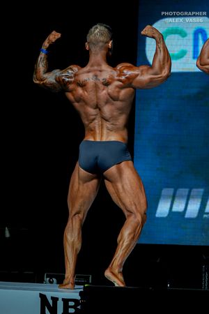 CLASSIC PHYSIQUE +178